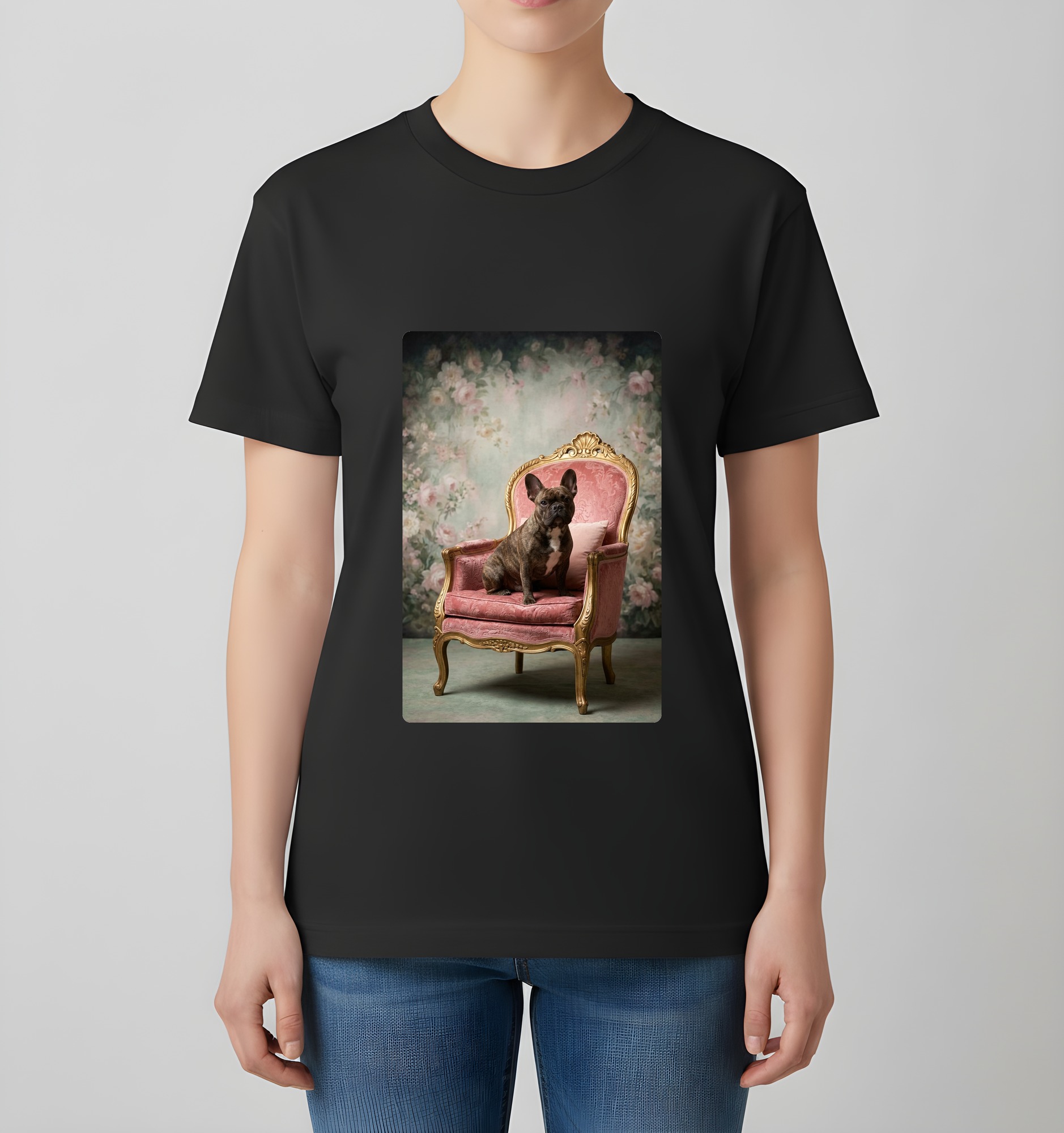 フレンチブルドッグのシャビーピンクの油絵風アートロココ調Tシャツ(ブラック)(4枚目)