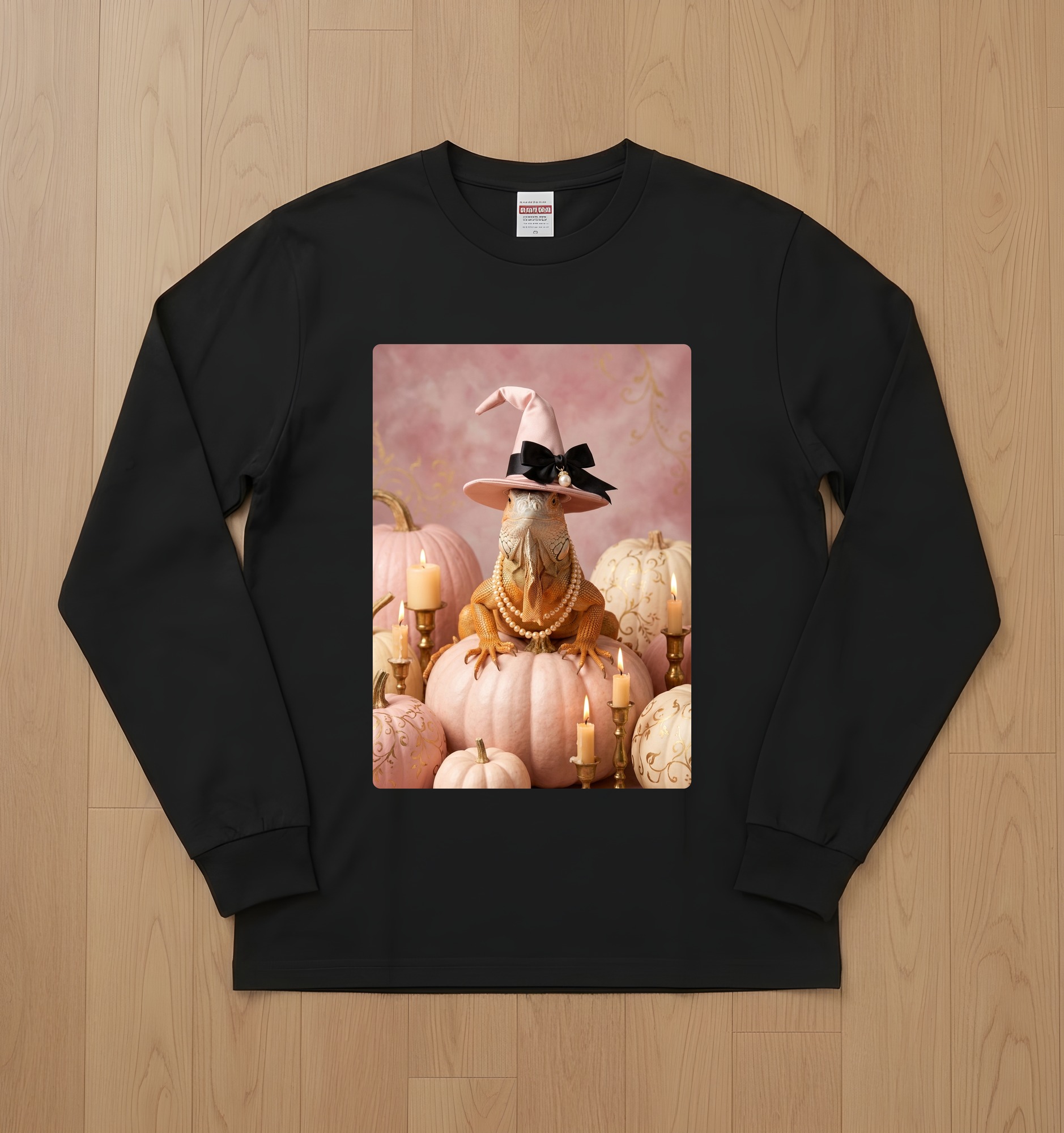 レッドイグアナのかぼちゃとキャンドルの油絵風アートハロウィン長袖Tシャツ(ブラック)