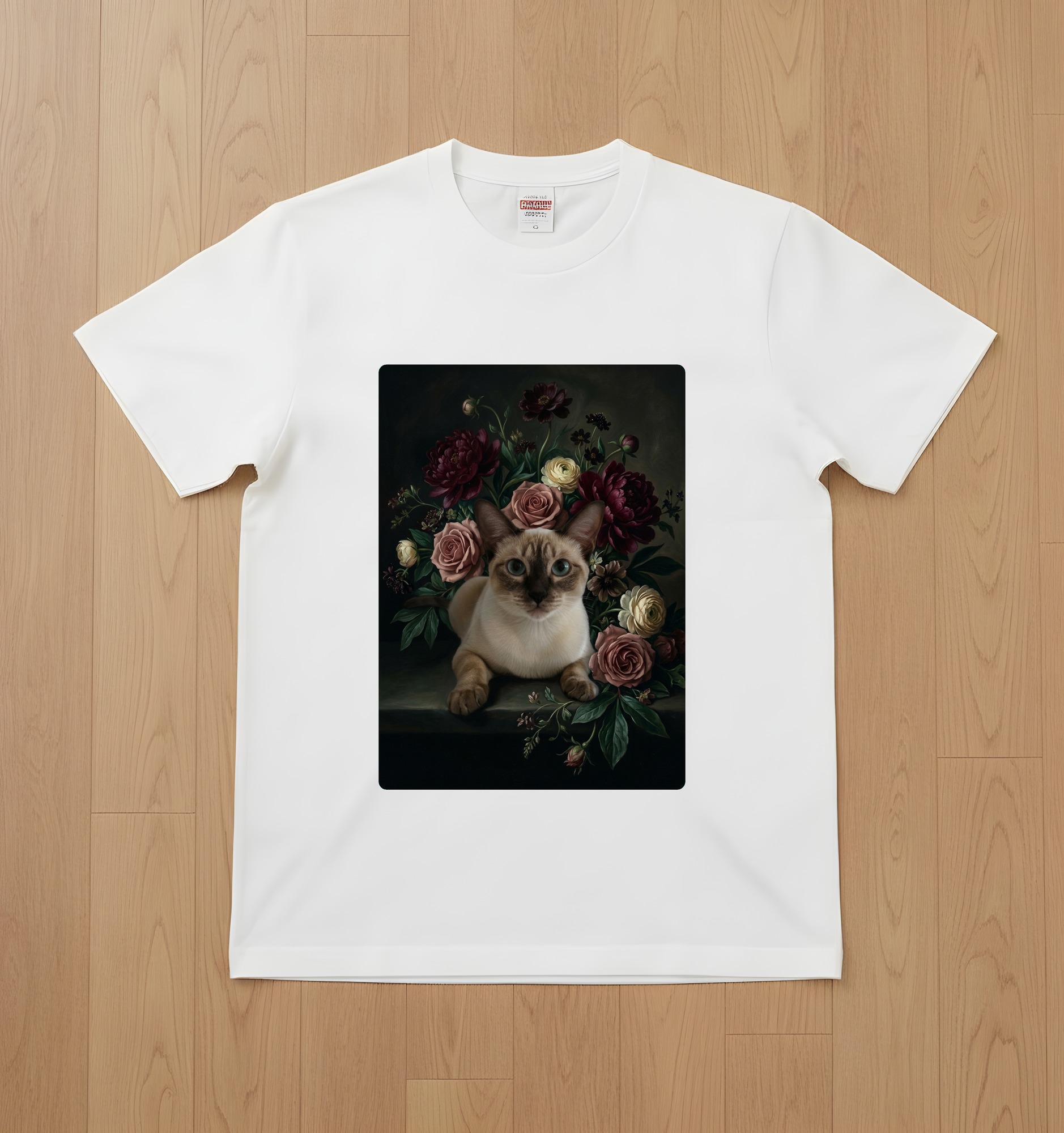 シャム猫のTシャツ 1枚目