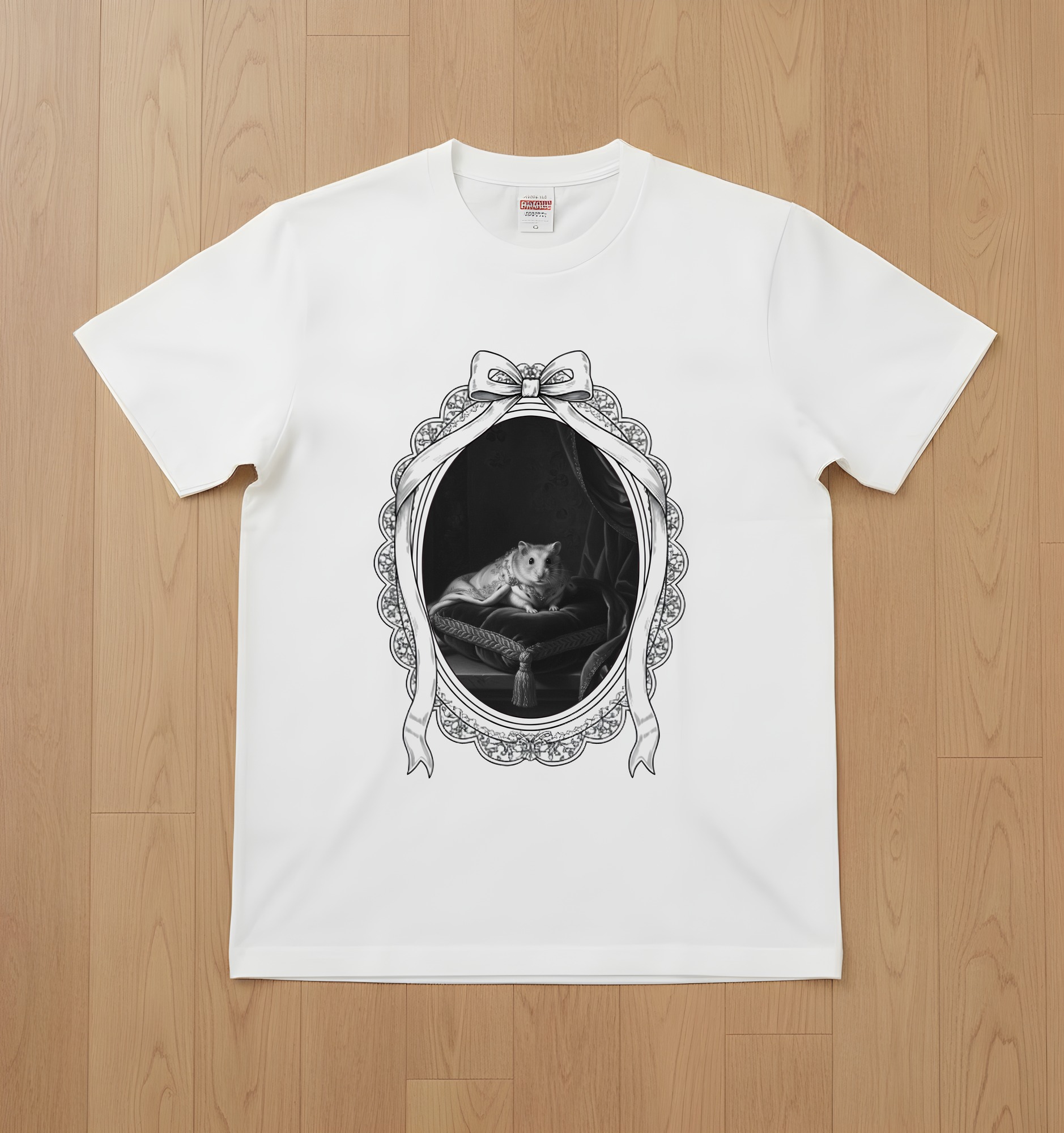 パールホワイトハムスターのTシャツ 1枚目