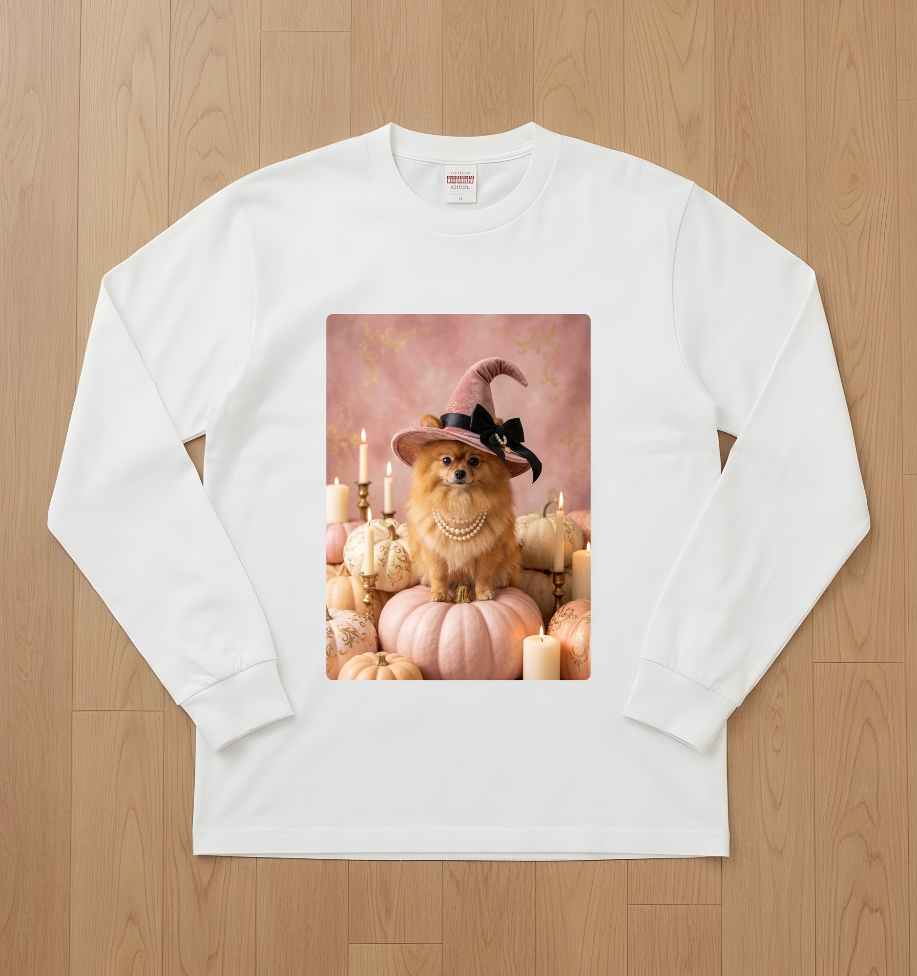 ポメラニアンのかぼちゃとキャンドルの油絵風アートハロウィン長袖Tシャツ(ホワイト)