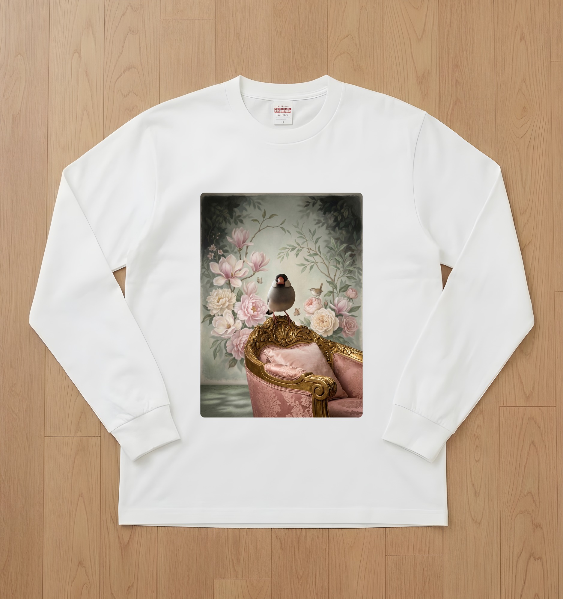 文鳥・ブンチョウのシャビーピンクの油絵風アートロココ調長袖Tシャツ(ホワイト)