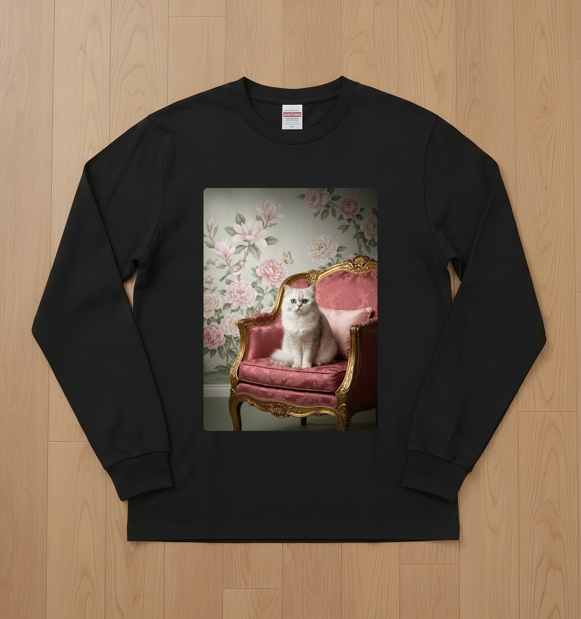 チンチラペルシャの長袖Tシャツ 1枚目