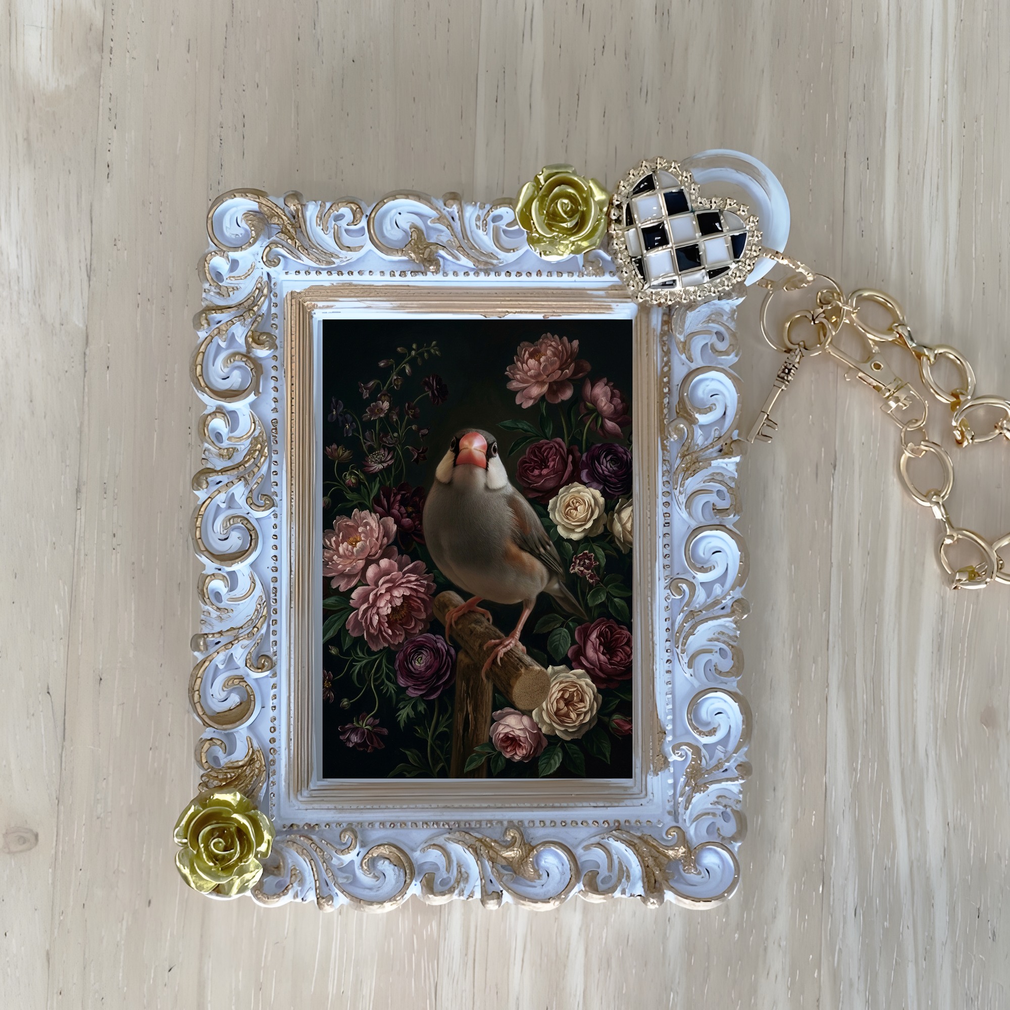 Java sparrow Parrot — photo 1