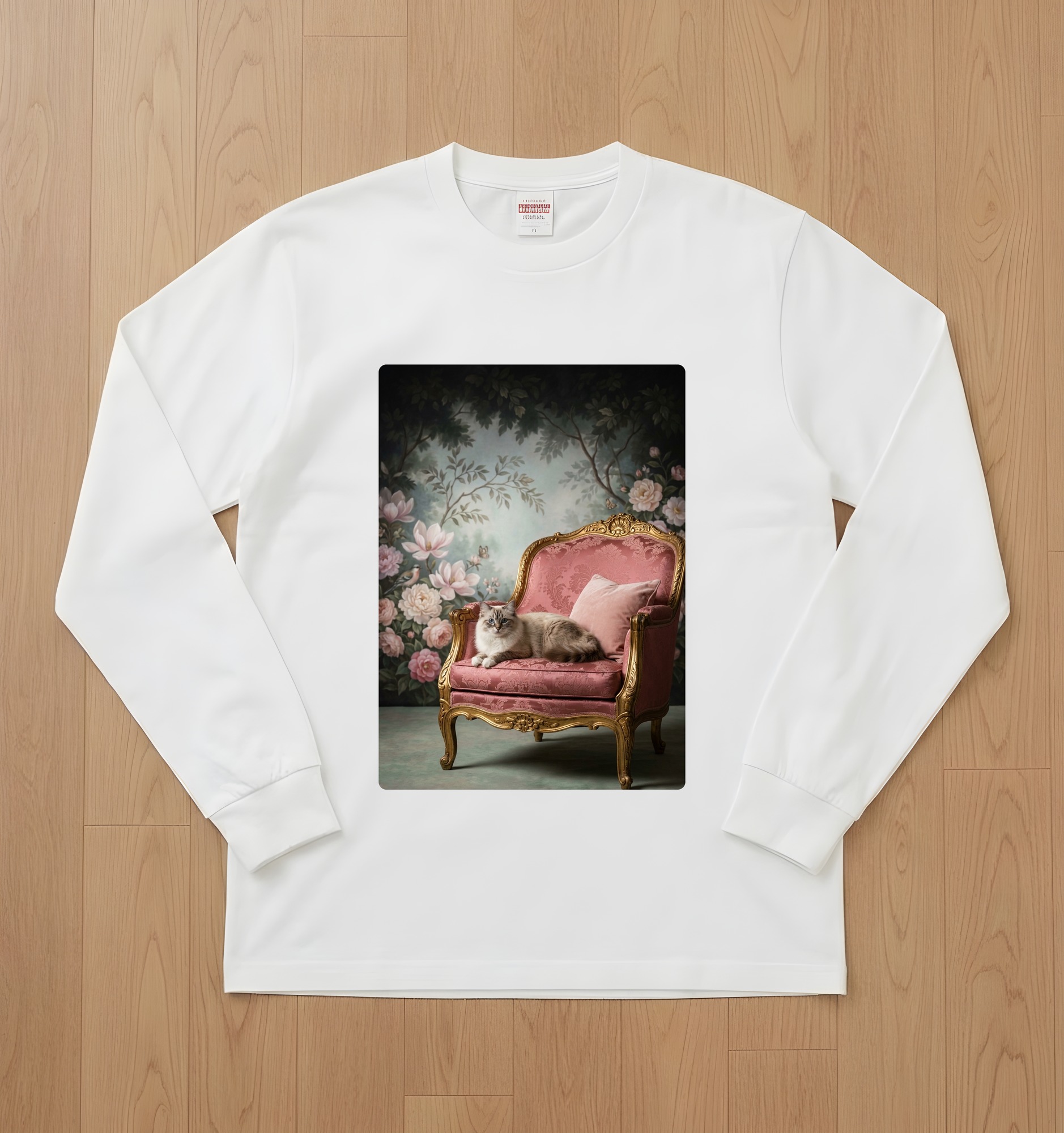 バーマンのシャビーピンクの油絵風アートロココ調長袖Tシャツ(ホワイト)