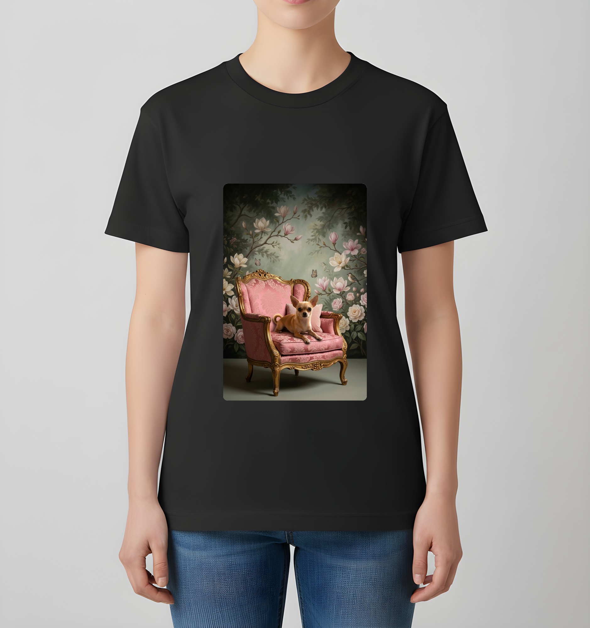 チワワのシャビーピンクの油絵風アートロココ調Tシャツ(ブラック)(4枚目)
