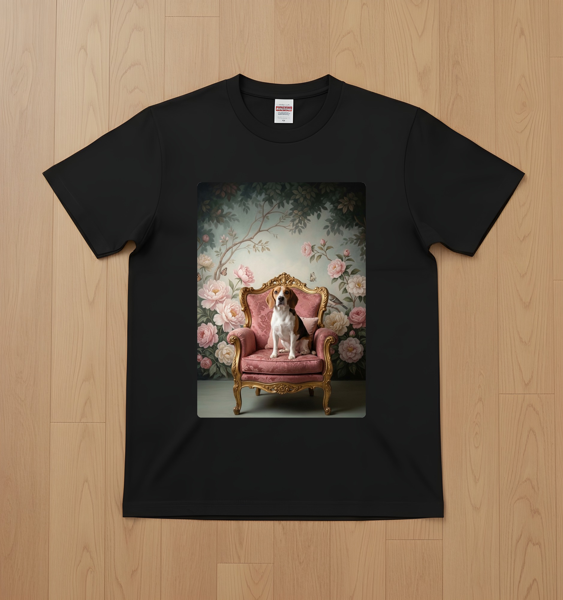 ビーグルのシャビーピンクの油絵風アートロココ調Tシャツ(ブラック)